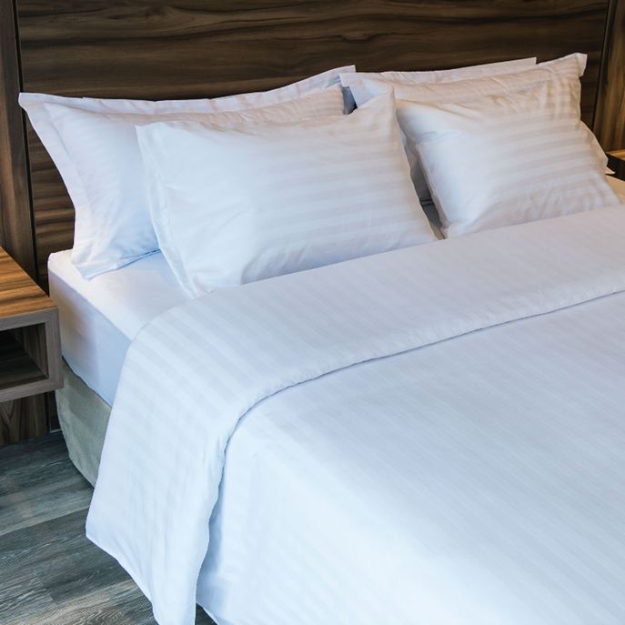 Cover-Duvet-250-Hilos-Blanco-Sateen-Stripe--1-