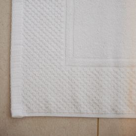 tapete-de-bano-660gr-blanco-50-x-80