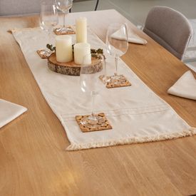 camino-de-mesa-con-flecos-nature-poliester-arena-30-x-120-cm