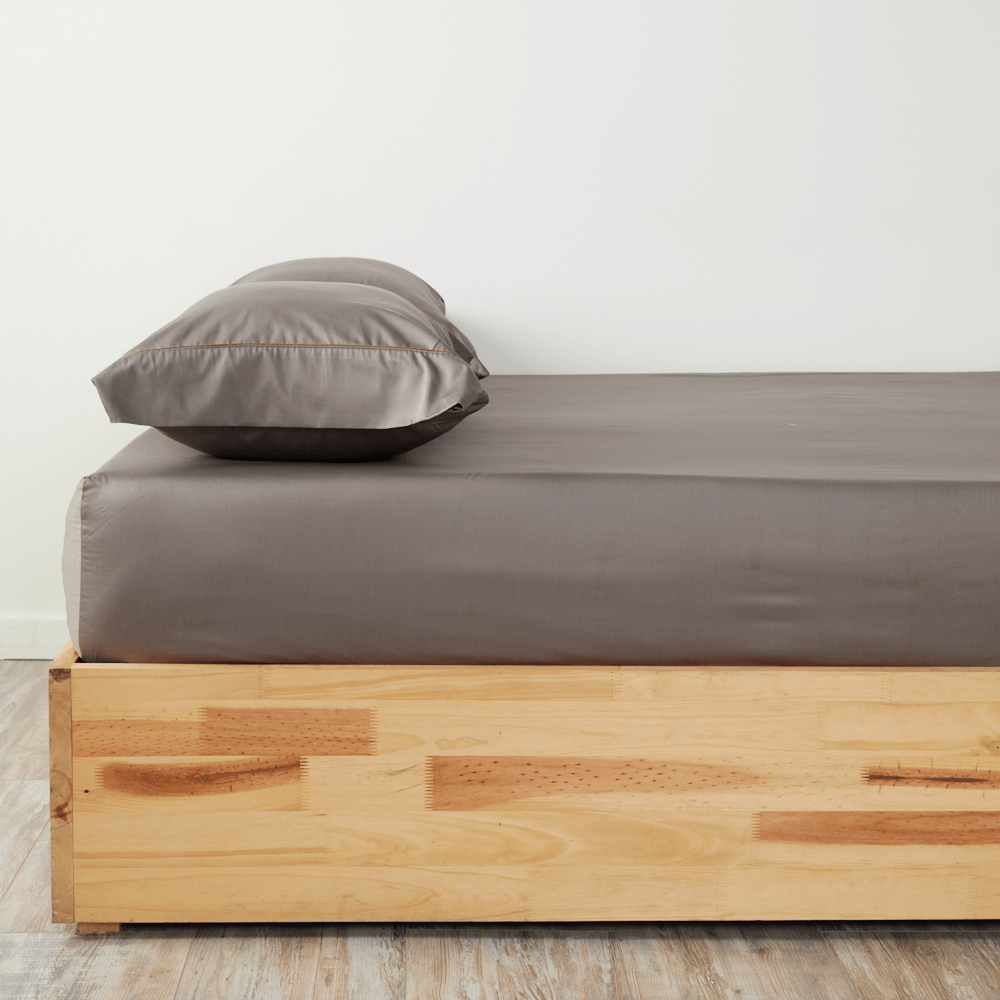 Sábana Ajustable Más Funda(s) Hotel Experience 300 Hilos 100% Algodón Brown - Distrihogar