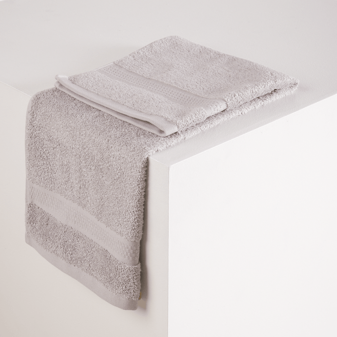 toalla-de-manos-algodon-480-gr-gris-50-x-80-cm