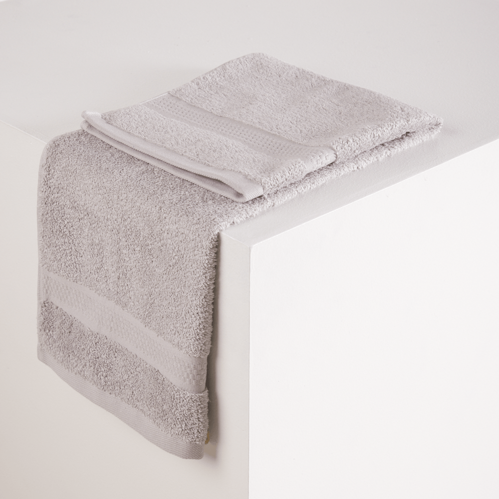 Toalla Ricu Gris 100% Algodón 480 gr - Distrihogar