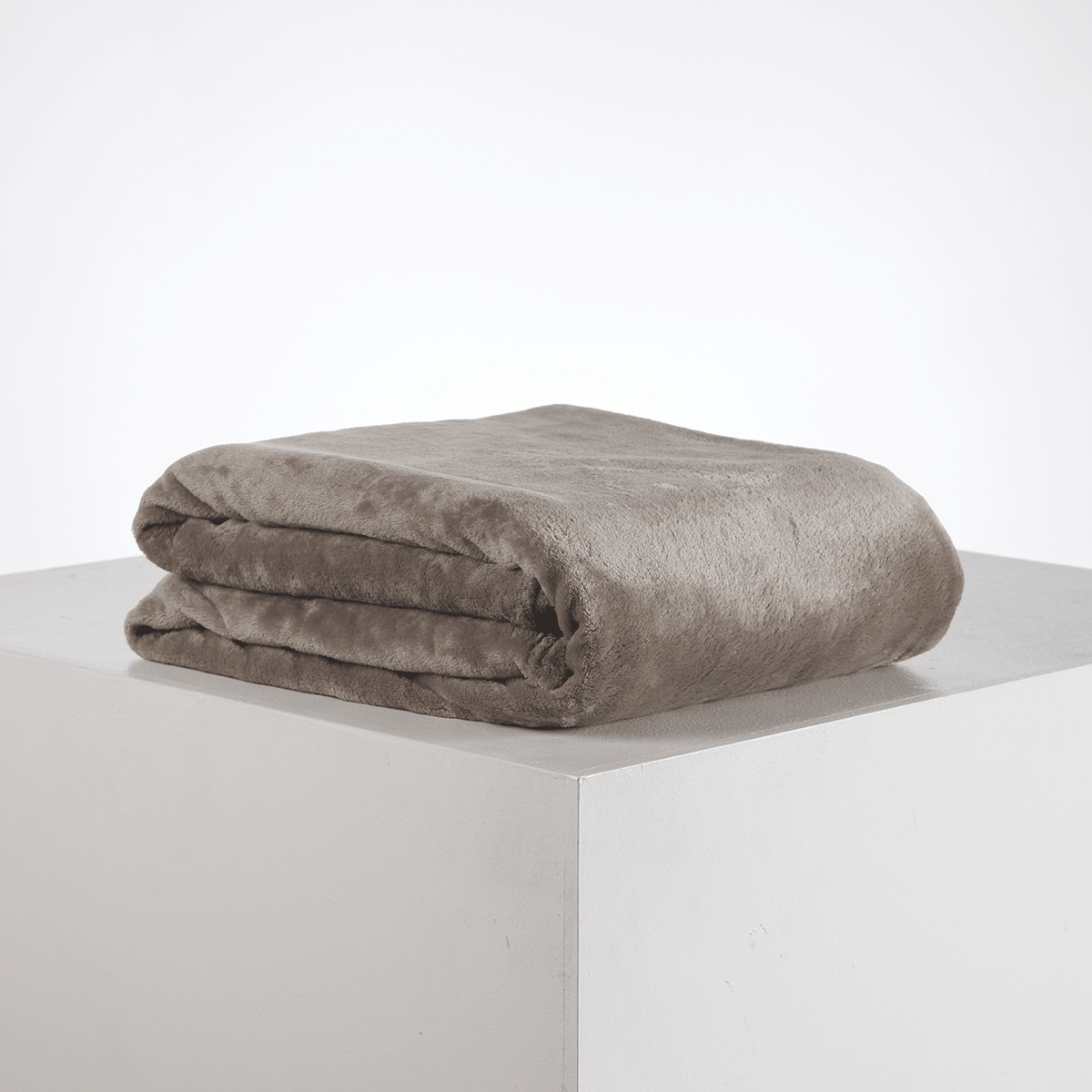 Cobija Flannel Fleece 250 gr Piatto Moca - Distrihogar