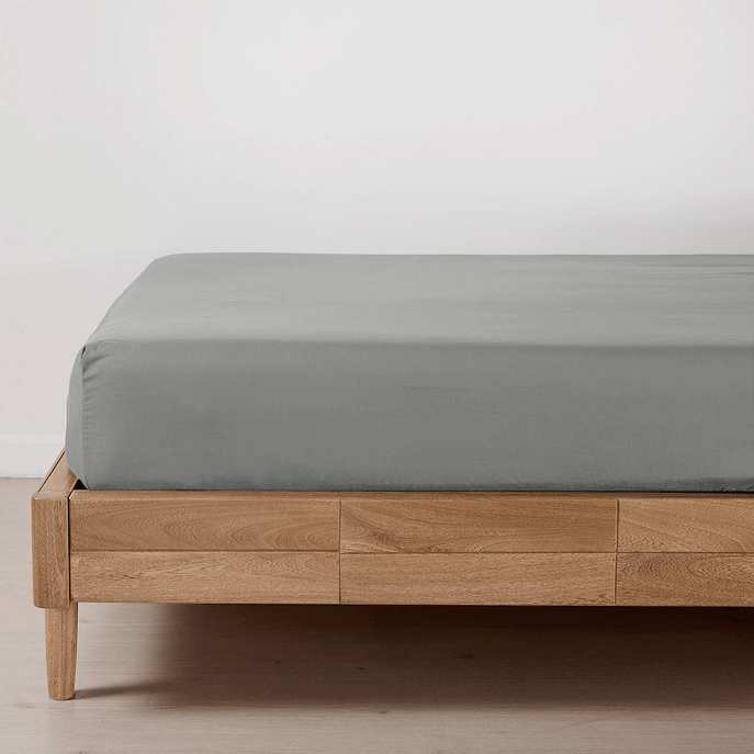 sabana-ajustable-150-hilos-polialgodon-gris-sencillo