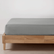 sabana-ajustable-150-hilos-polialgodon-gris-sencillo