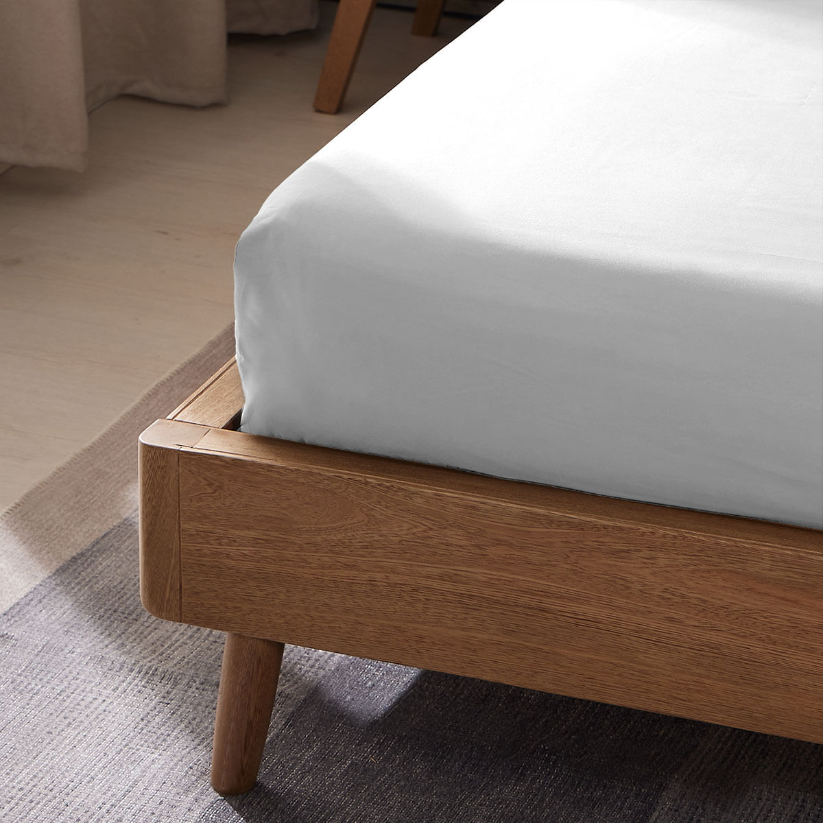 Sábana Ajustable Hotel Experience 300 Hilos Polialgodón Sateen Plain Blanco - Distrihogar