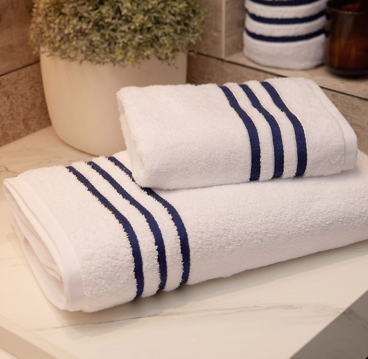 Set x2 Toallas: 1 de Cuerpo más 1 de Manos 100% Algodón 550 gr Spa Azul - Distrihogar